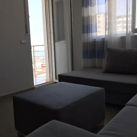 Viktoria's *