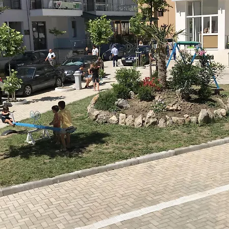 Viktoria's * Shëngjin